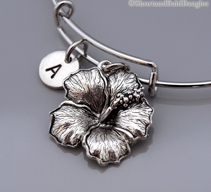 Hibiskus Armreif, Siver Blumenarmband, Erweiterbarer Personalisiertes Armband, Bettelarmband, Monogramm, Ursprüngliches Armband von ShortandBaldJewelry