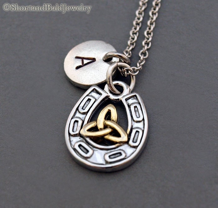 Hufeisen Halskette, Goldene Dreifaltigkeit Vater Sohn Heiliger Geist, Glücksbringer, Ursprüngliche Personalisiert, Monogramm von ShortandBaldJewelry