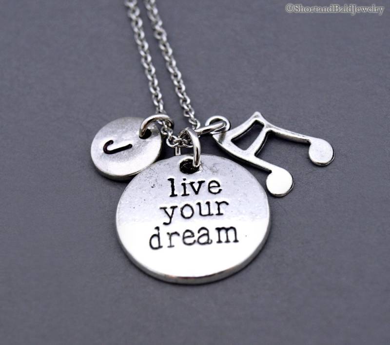 Lebe Deinen Traum, Music Note Charm Halskette, Sechzehnte Musiknoten, 16Th Musiknote, Inspire Charm, Inspirierender Monogramm von ShortandBaldJewelry
