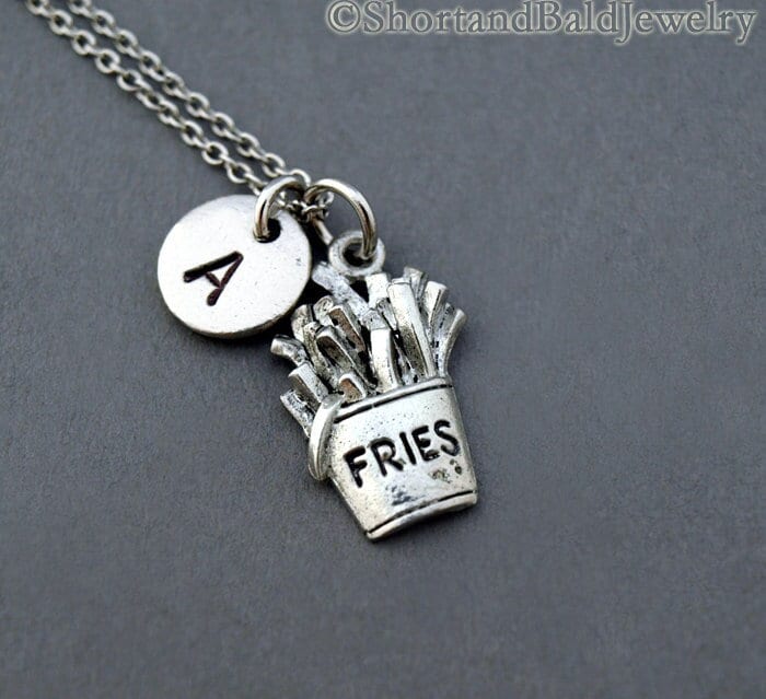 Pommes Halskette, Kette, Antik Silber, Initial Initiale Hand Gestempelt, Personalisiert, Monogramm von ShortandBaldJewelry