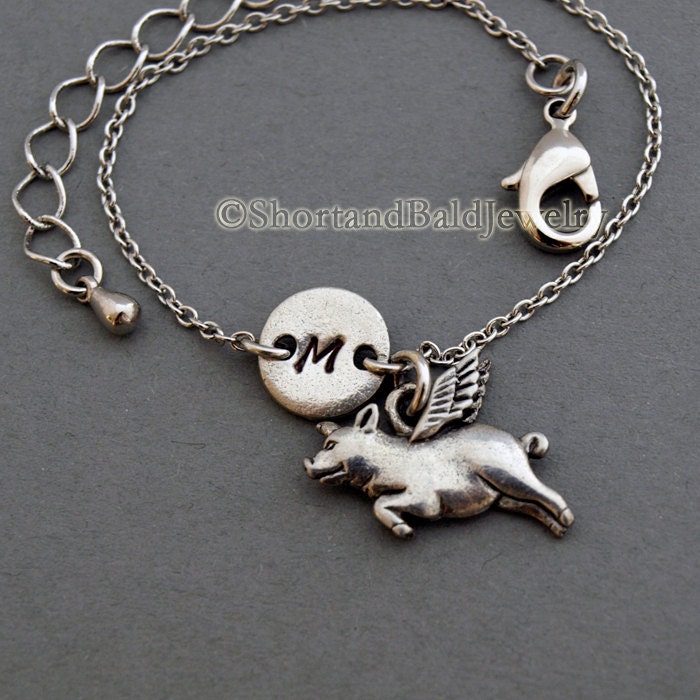 Schwein Mit Flügeln Bettelarmband, Fliegendes Schwein, Antik Silber, Initial Armband, Freundschaft, Mütter, Verstellbar, Monogramm von ShortandBaldJewelry