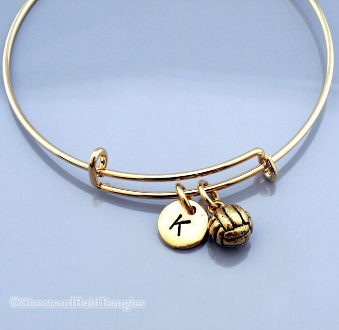 Volley Ball Armband, Ball, Erweiterbarer Armreif, Personalisiertes Charm Monogramm, Initial Armband Volley Ball Armband, Ball, Erweiterbarer Armreif, Personalisiertes Charm Monogramm, Initial Armband von ShortandBaldJewelry