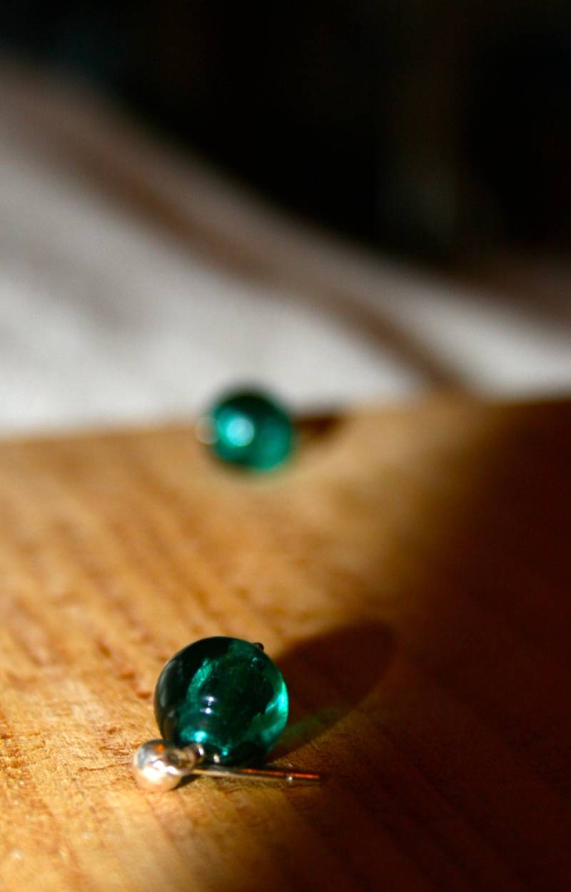 Ohrringe in 925Er Silber Mit Kugel Stil Murano Teal, Silber, Blatt Anhänger Ohrringe in 925Er Silber Mit Kugel Stil Murano Teal, Silber, Blatt Anhänger von ShowMeBeautiful