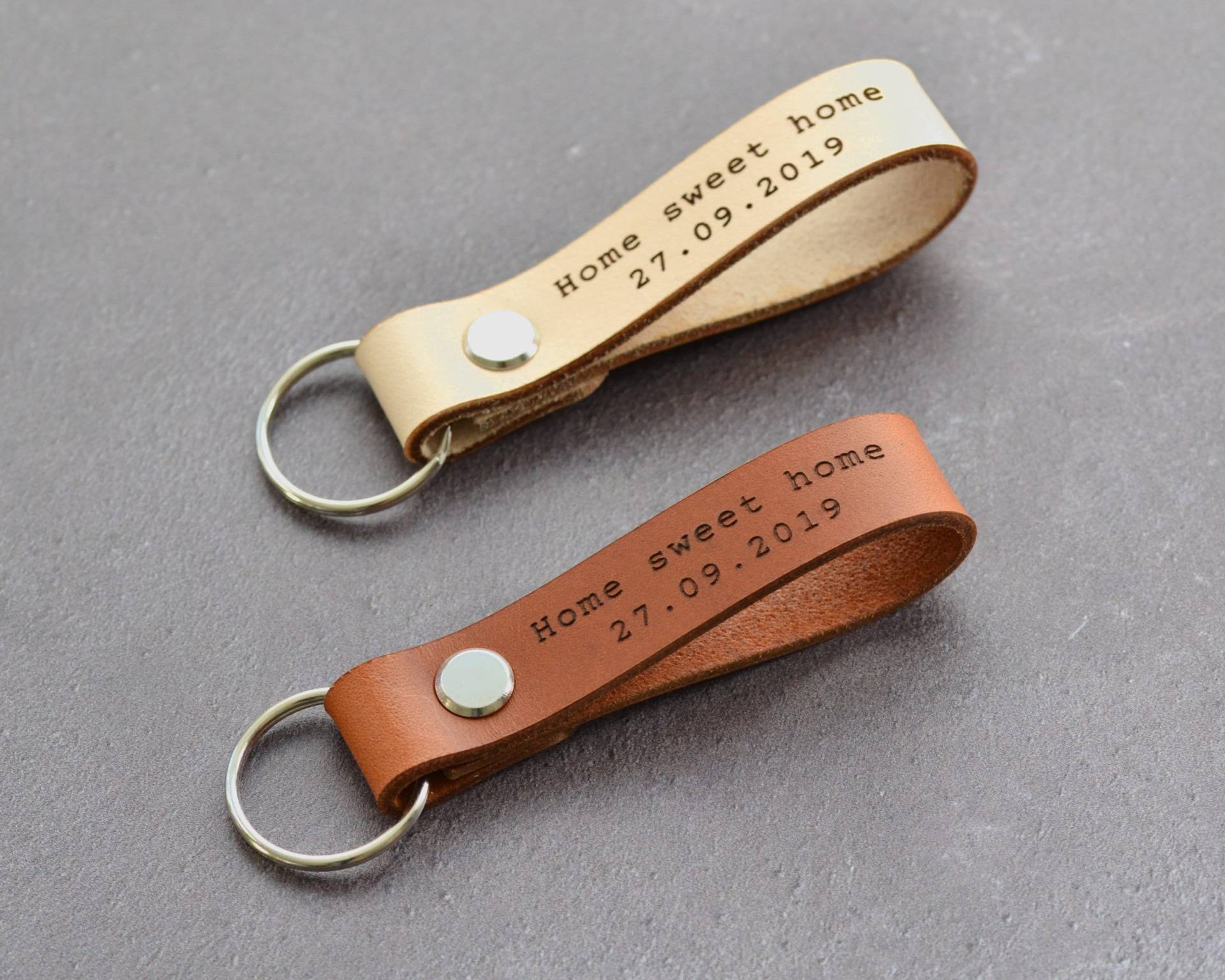 Neues Zuhause Schlüsselanhänger, Schlüsselanhänger Aus Leder, Personalisierter Einweihungsgeschenk, Paare von ShowstopperSupplies