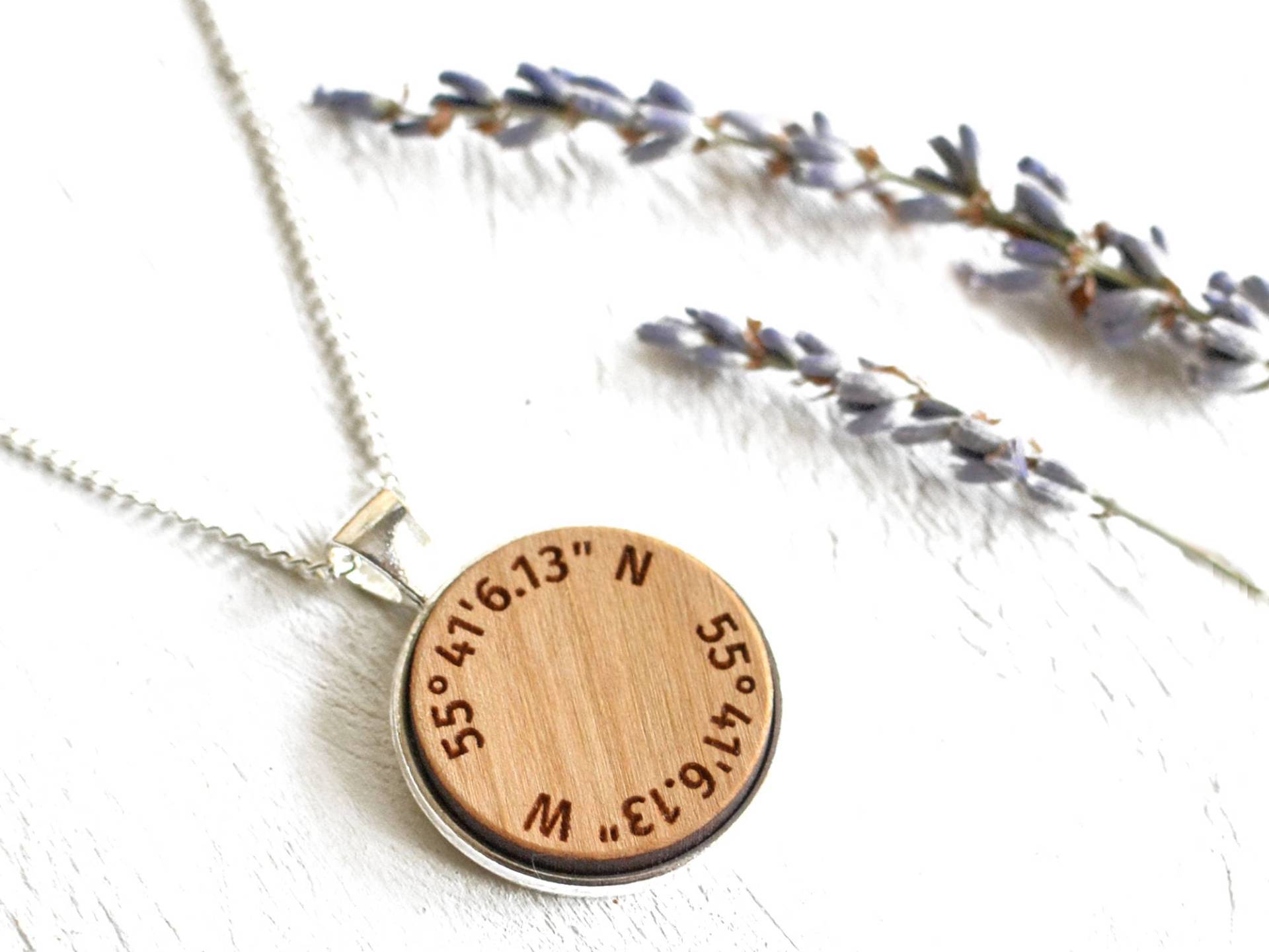 Personalisierte Koordinaten Halskette - Breitengrad Längengrad Standort Geschenk Für Sie Zum Jahrestag von ShowstopperSupplies