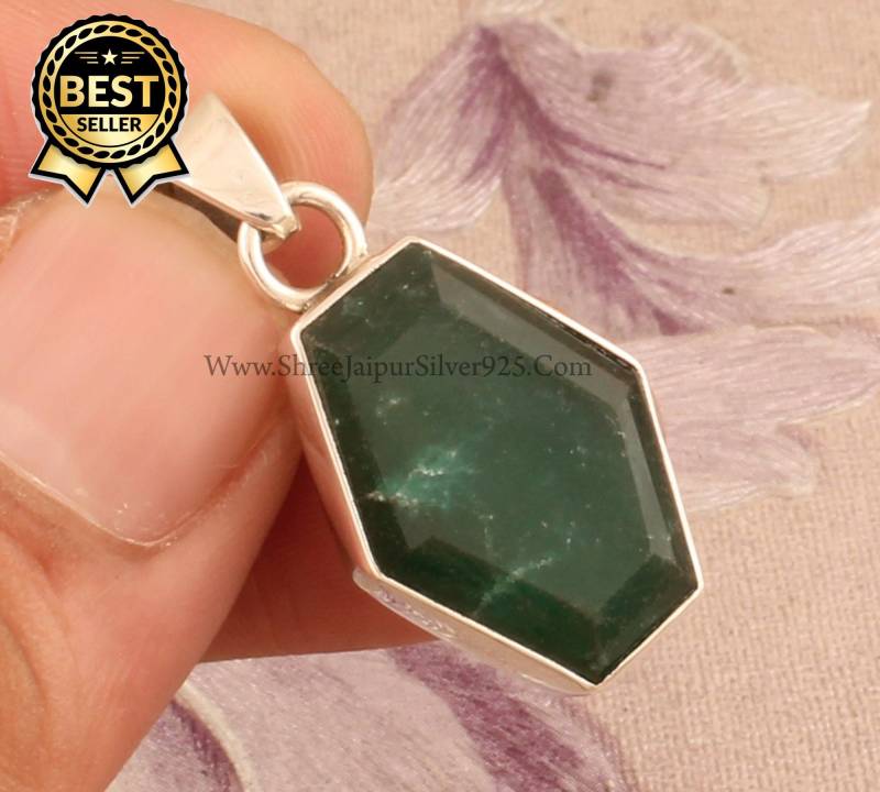 925 Sterling Silber Anhänger Für Frauen, Smaragd Hexagon Form Halskette, Designer Handgemachte Edelstein Frauen Schmuck Geschenkidee von ShreeJaipurSilver925