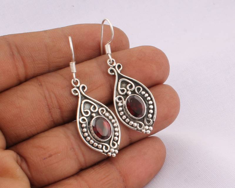 Handgemachte Sterling Silber Rot Granat Ohrringe Geschliffener Stein Schmuck Geschenk von ShreeJaipurSilver925
