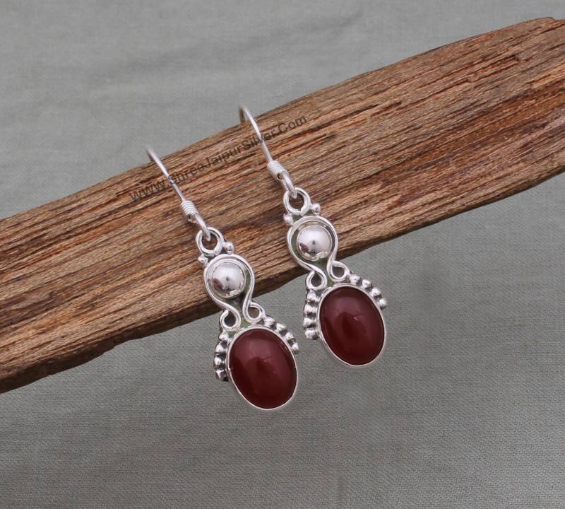 Handgemachte Sterling Silber Roter Onyx Ohrringe von ShreeJaipurSilver925