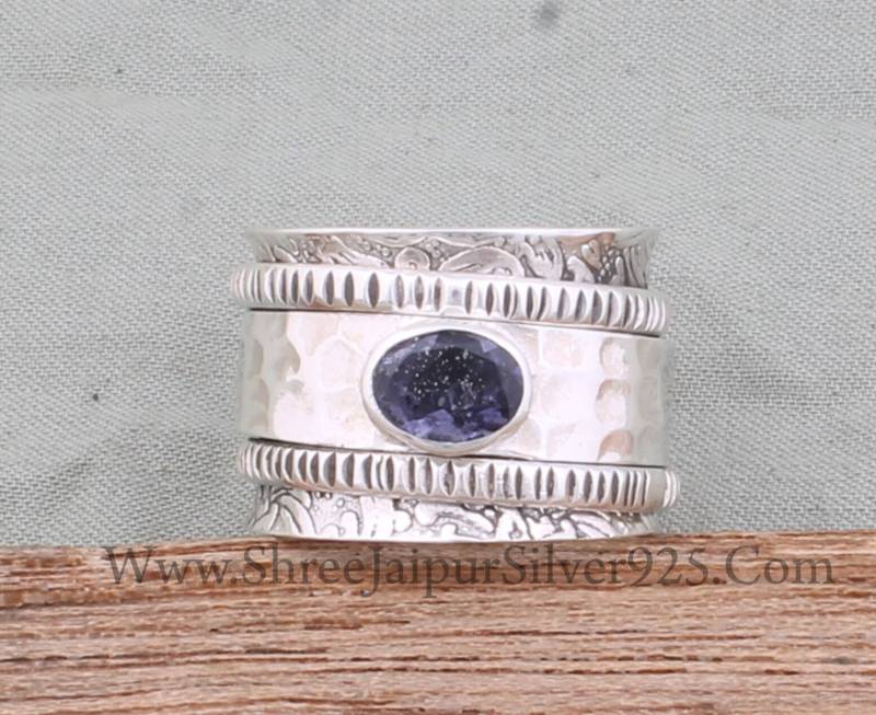 Natürlicher Iolith Massiv 925 Sterling Silber Spinner Ring Für Frauen, Handgemachte Gravierte Gehämmerte Band-Fidget-Ring-Geschenke Ihre Hochzeit von ShreeJaipurSilver925
