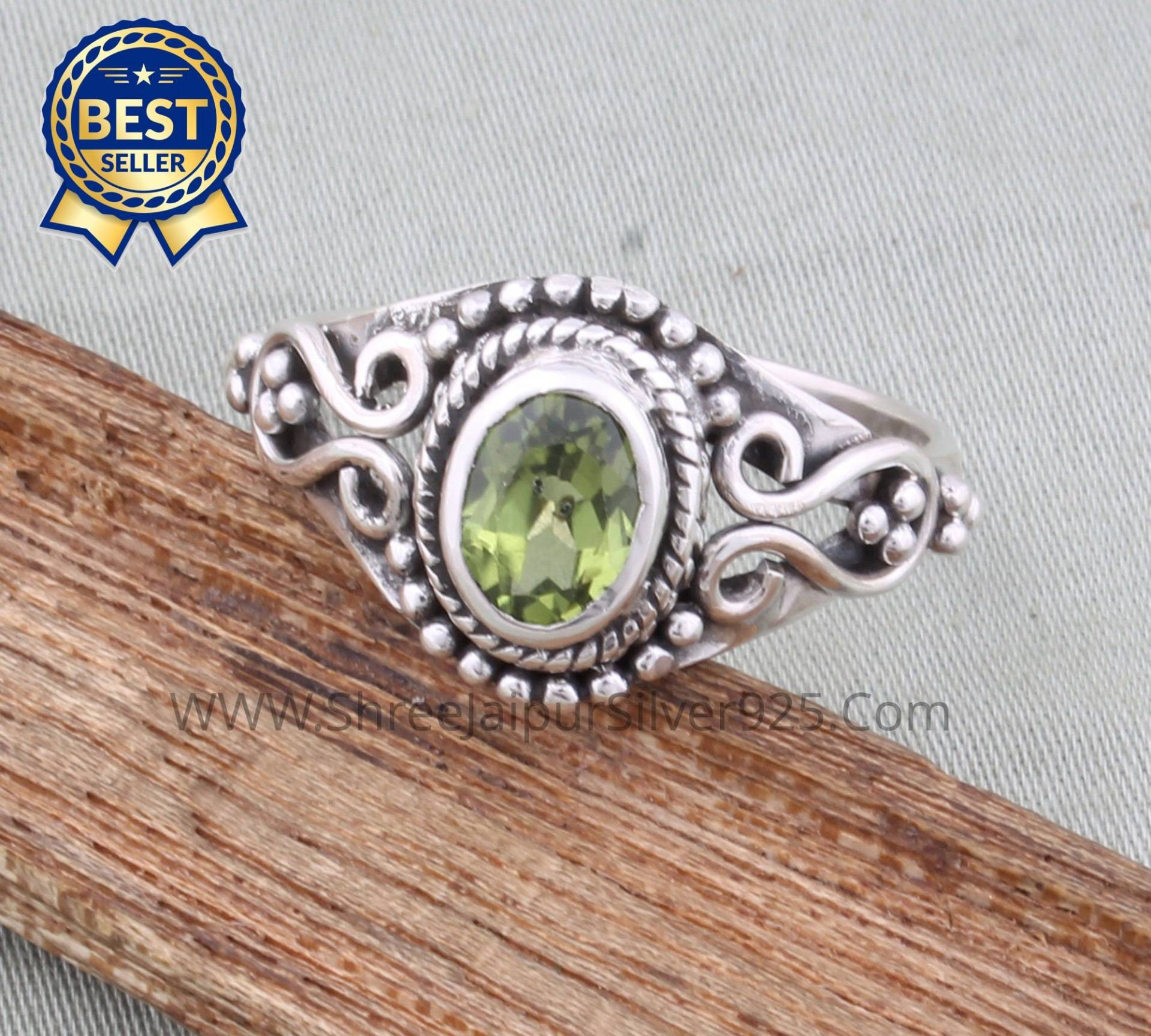 Natürlicher Peridot Oval Cut Edelstein Massiv 925 Sterling Silber Ring Für Frauen, Handgemachter Für Hochzeitstag Geschenke Idee von ShreeJaipurSilver925