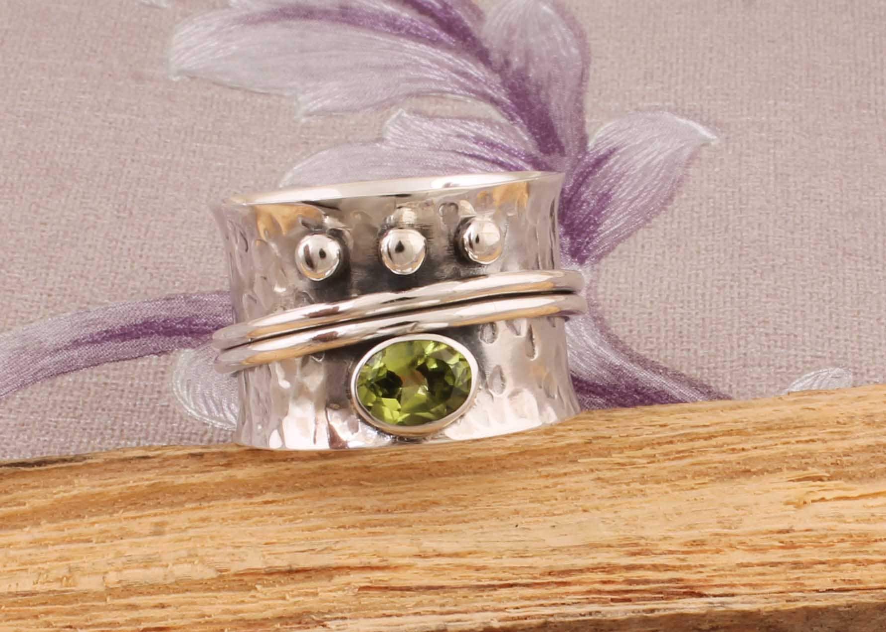 Peridot Edelstein Spinner Ring Sterling Silber Daumenring von ShreeJaipurSilver925