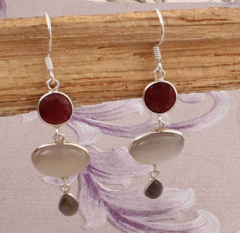 Rubin, Mondstein & Labradorit Sterling Silber Ohrringe von ShreeJaipurSilver925