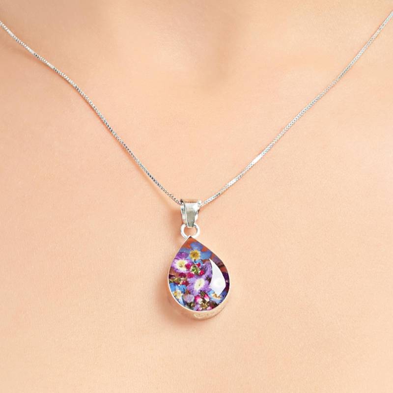 Silber Tropfen Anhänger | Winzige Lila Blumen Echte Schmuck Silber Tropfen Anhänger | Winzige Lila Blumen Echte Schmuck von ShriekingVioletLtd