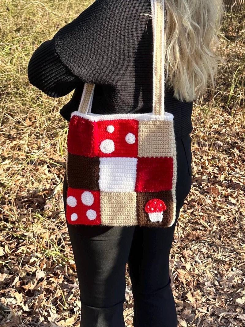 Gehäkelte Pilz Patchwork Einkaufstasche Mit Futter von ShroomyStitches