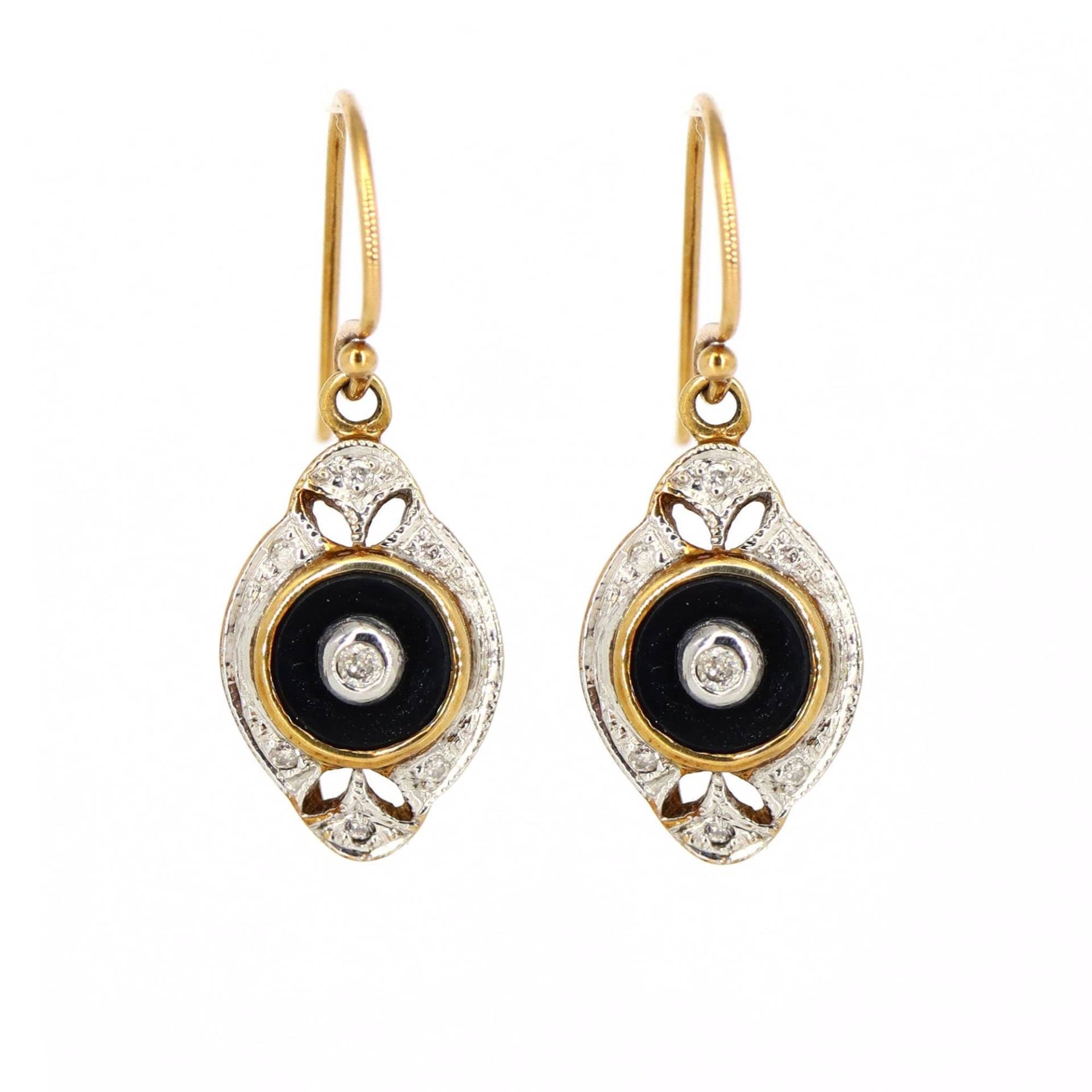 Diamant Und Schwarzer Onyx Ohrringe, 9K Massiv Gelb Gold Natürliche Schwarze April Geburtsstein Ohrringe von Shubhkrishnajewels