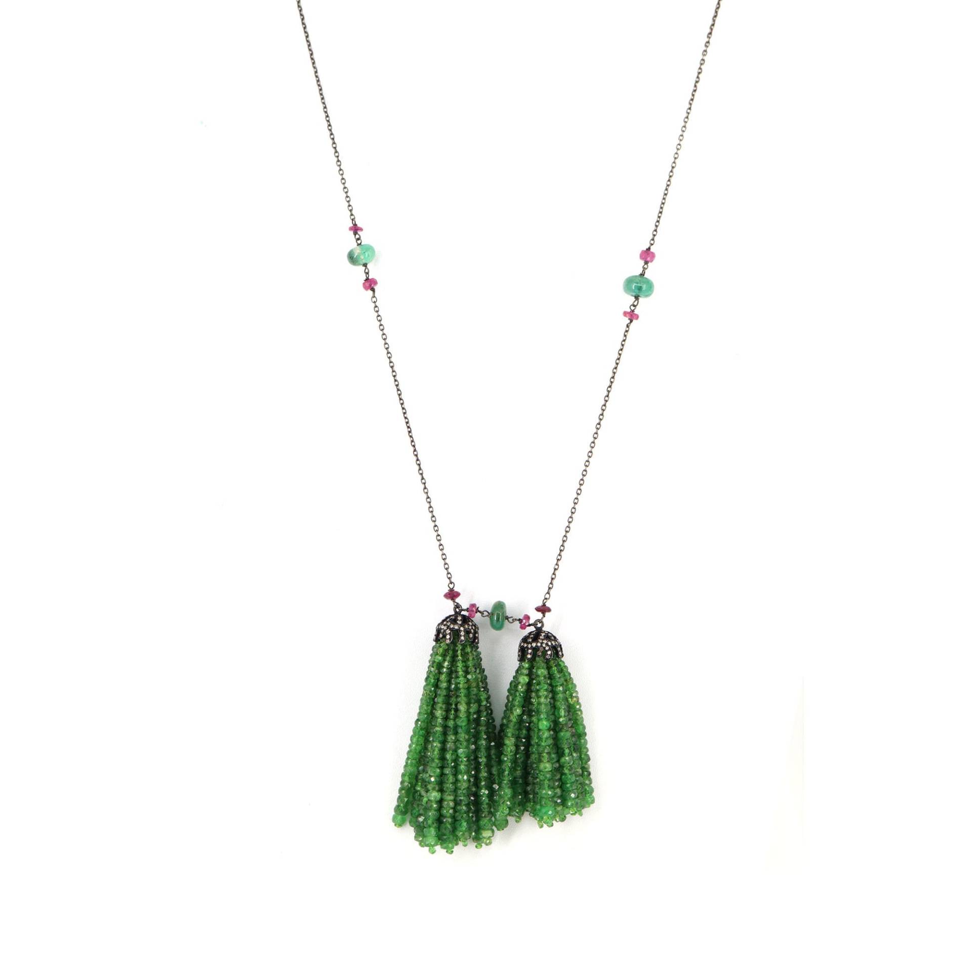 Handgefertigte Tassel Smaragd Halskette, Diamant Tsavorit Rubin Blau Saphir Multi Edelstein Halskette von Shubhkrishnajewels