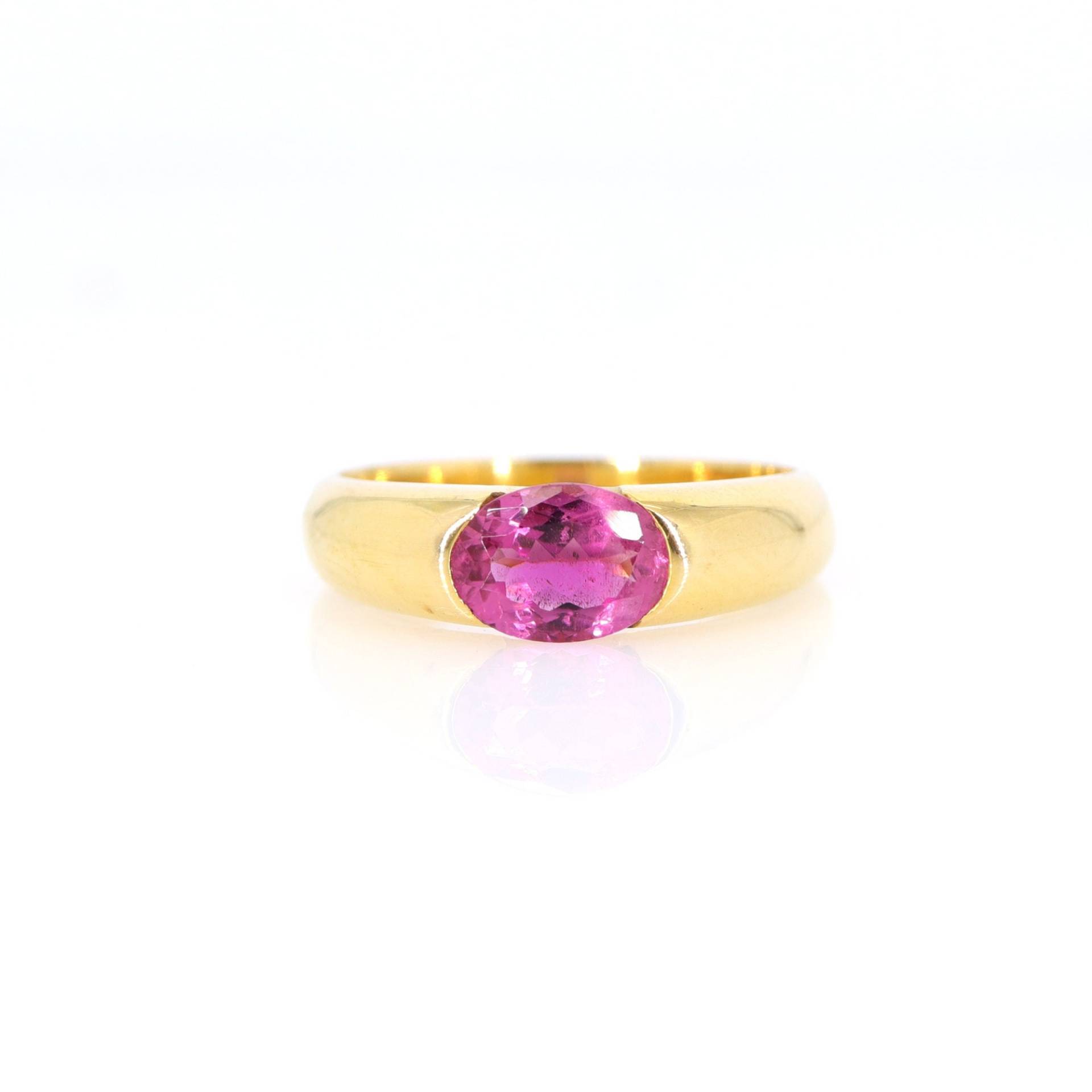 Natürlicher Rosa Turmalin Ring, Edelstein Gold Stapelring, Verlobungsring, Geburtsstein 18K Massivgold Ring von Shubhkrishnajewels