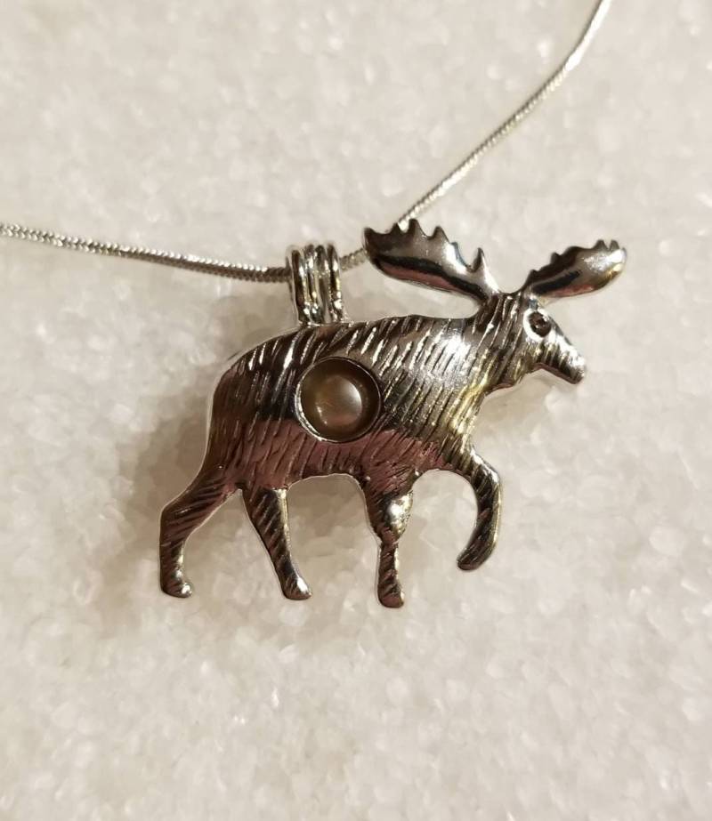 Versilberter Elch Hirsch Perlenkäfig Anhänger Mit 20" 925 Sterling Silber Kette | Perle Nicht Inklusive von ShuckingAwesome