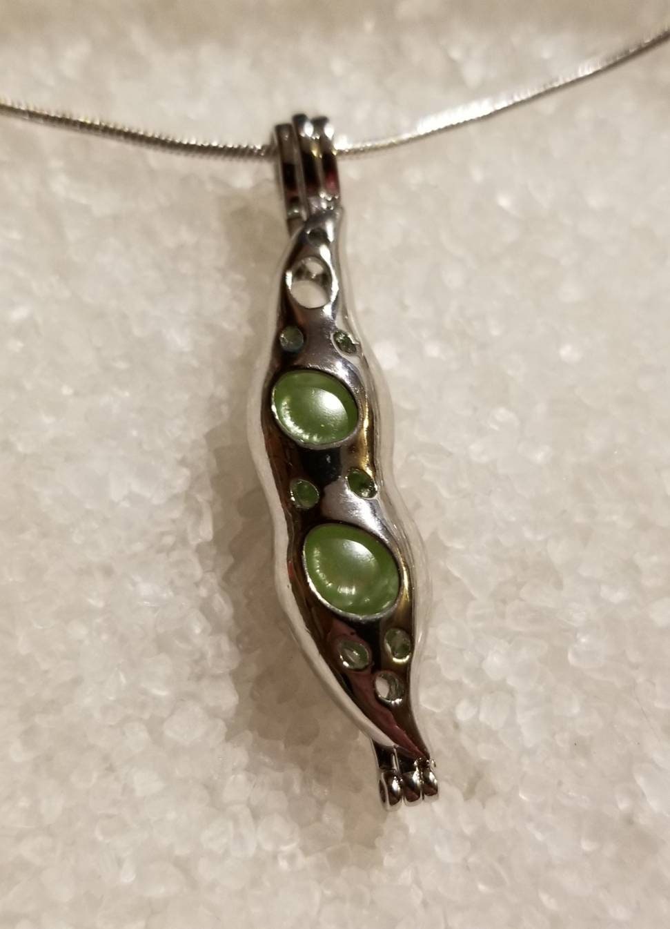 Versilberter Erbsschote Perlenkäfig Anhänger | Perlen Nicht Enthalten Mit 20 Zoll 925 Sterling Silber Schlangenkette von ShuckingAwesome