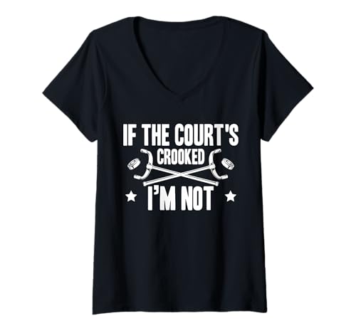 Damen If The Courts Crooked Im Not Shuffleboard Player T-Shirt mit V-Ausschnitt von Shuffleboard Spiel Sportart Designs Idee
