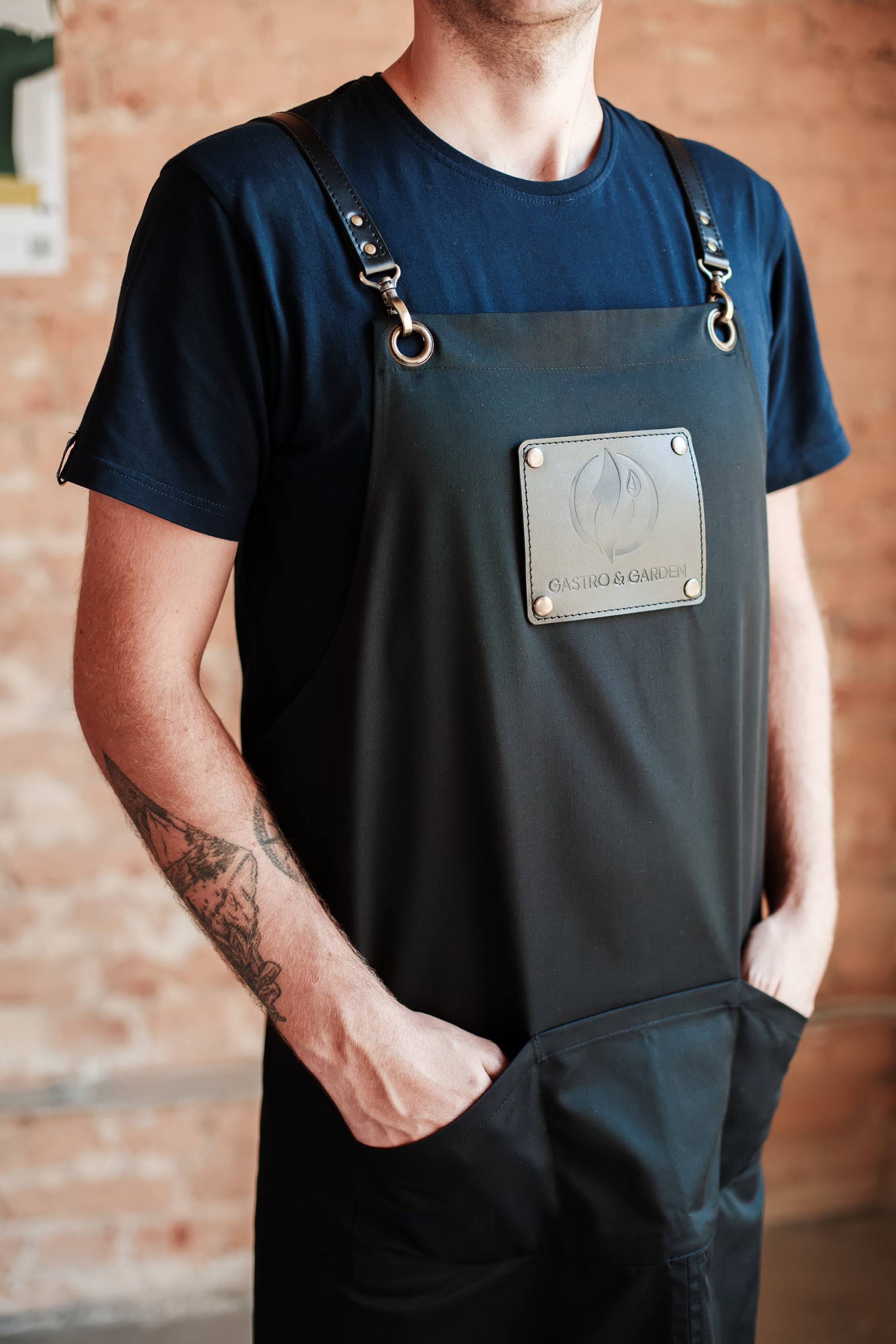 Schürze Für Männer Personalisierte Barber-, Arbeits - Oder Gartenschürze Schürze Für Männer Personalisierte Barber-, Arbeits - Oder Gartenschürze von ShufliaCrafts
