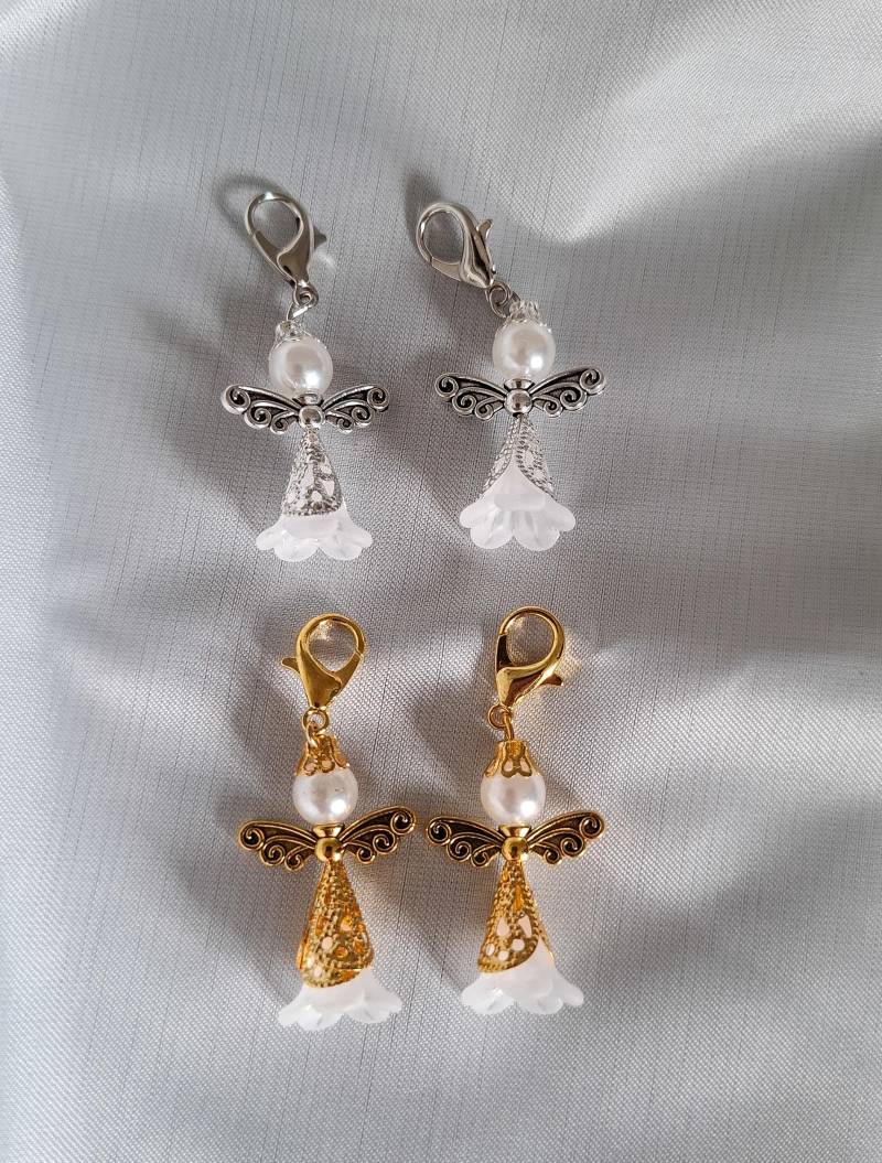 Handgemachte Engel Anhänger Aus Perlen | Schutzengel Weihnachtsdeko Geschenkidee in Silber & Gold Mit Karabiner von ShuisEscapeHandmade