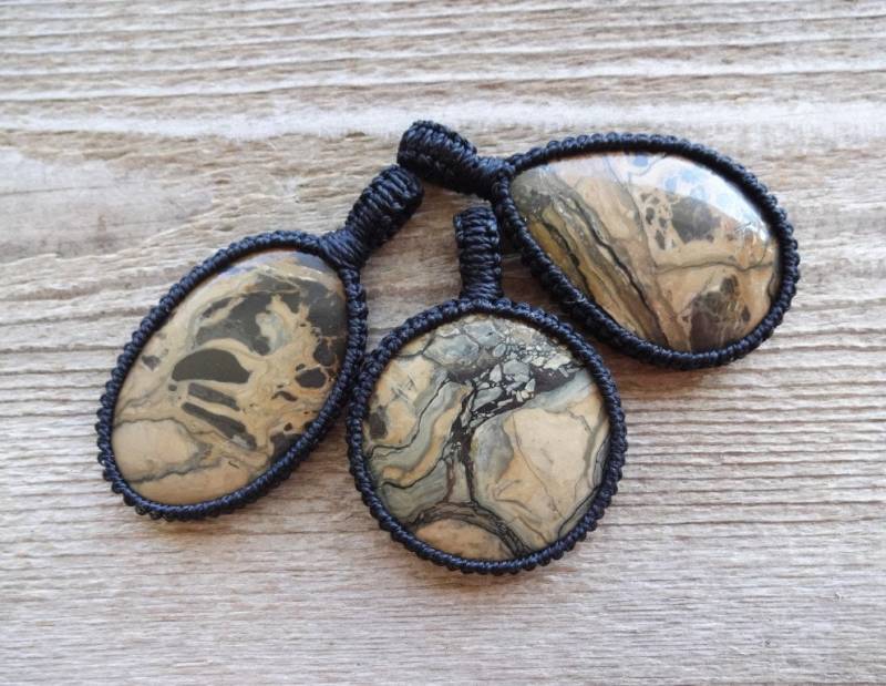 Fossil Stromatolith Jaspis Anhänger Halskette, Stein Makramee Kette, Wurzel Chakra Anhänger, Schutzstein, Herren Schmuck Geschenk von ShungiteJewelryGift