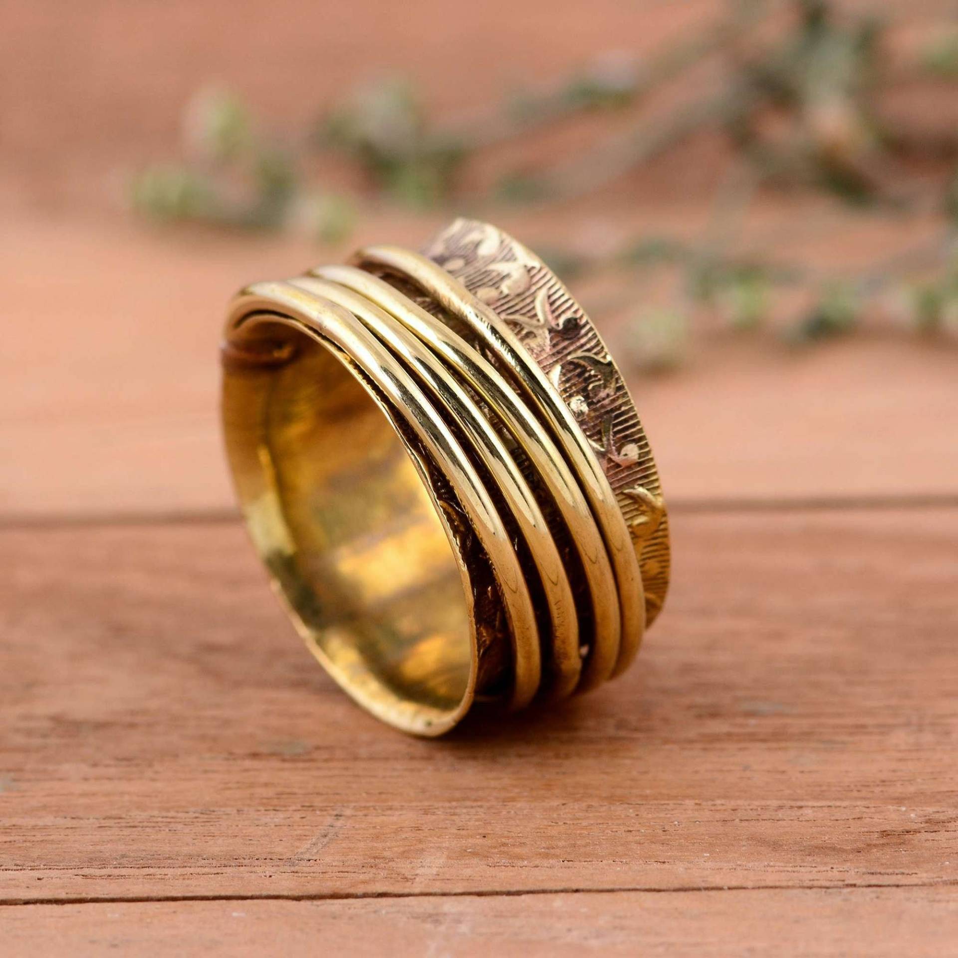 Gold Spinner Ring, 14K Daumenring, Meditationsring, Frauen-Spinner-Ring, Statement-Ringe Für Mama, Handgefertigter Geschenk von Shyamjewelrs