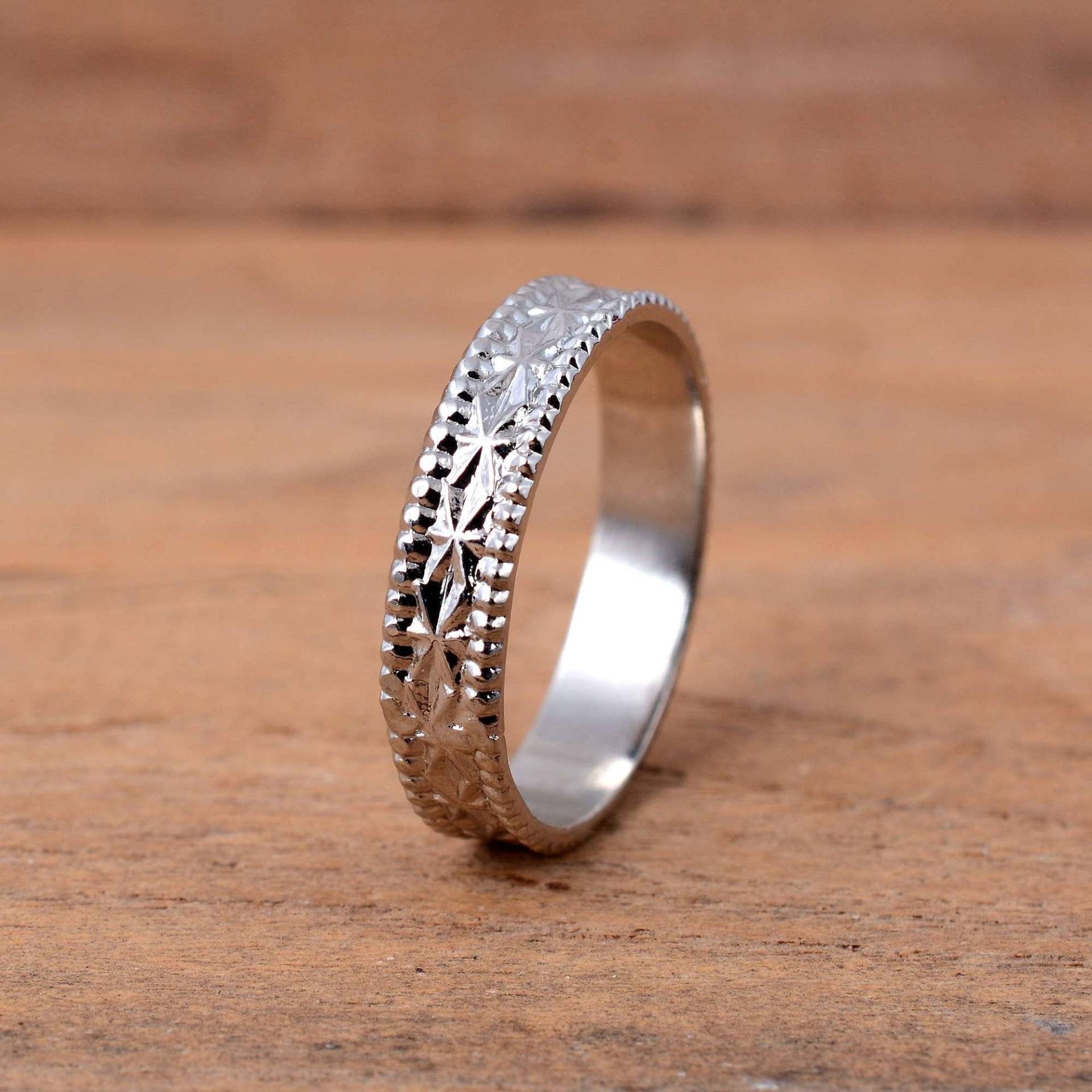Massives Silber Stapelring Band, Handgefertigte Designer Ehering, 925 Sterling Ring, Boho Band Ring Für Frauen, Geschenk von Shyamjewelrs