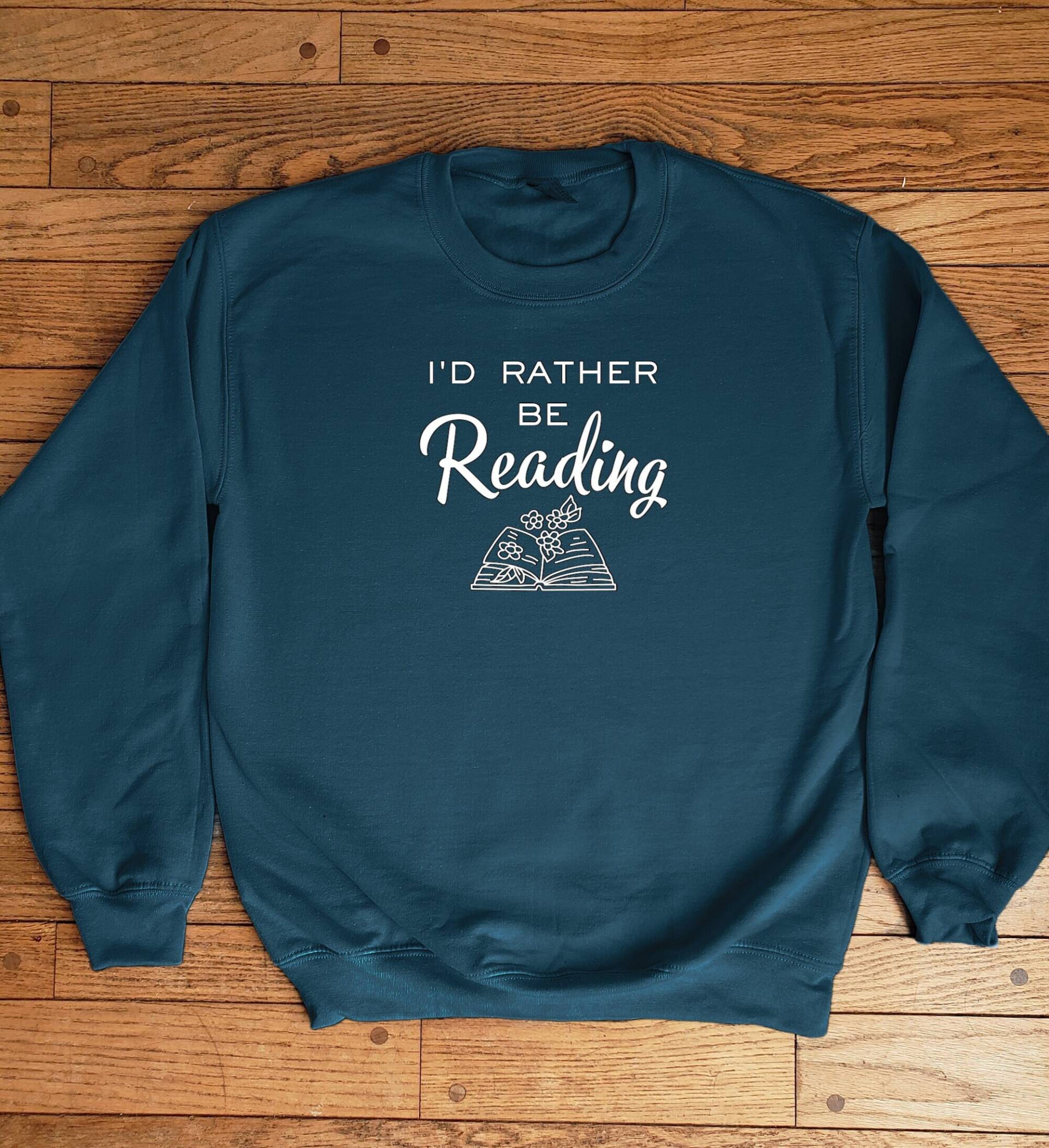 Ich Würde Lieber Lesen - Buch Liebhaber Sweatshirt Geschenk Für Leser von ShylyBookish