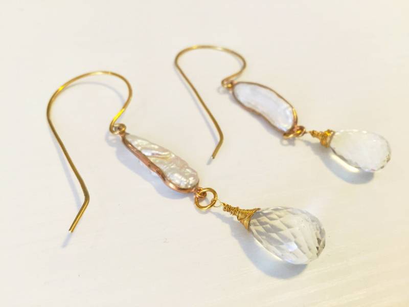 Kristall Schaukel>>Lange Lünette Set Keishi Perlen Ohrringe, Quarz Baumeln Schmuck, Sterling Silber, Handgefertigt Kristall Schaukel>>Lange Lünette Set Keishi Perlen Ohrringe, Quarz Baumeln Schmuck, Sterling Silber, Handgefertigt von SiJewelryDesign