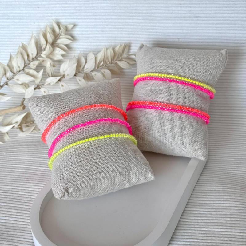 Neon Armbänder Aus Glasperlen | Armband Perlenarmband Schmuck Sommer-Armbänder Neon Armbänder Aus Glasperlen | Armband Perlenarmband Schmuck Sommer-Armbänder von SiOhLy