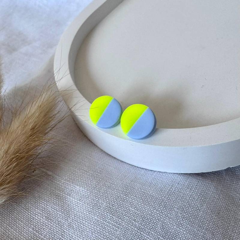 Neon Ohrringe | Gelb Flieder Runde Ohrstecker Zweifarbige Für Sommer Schmuck von SiOhLy