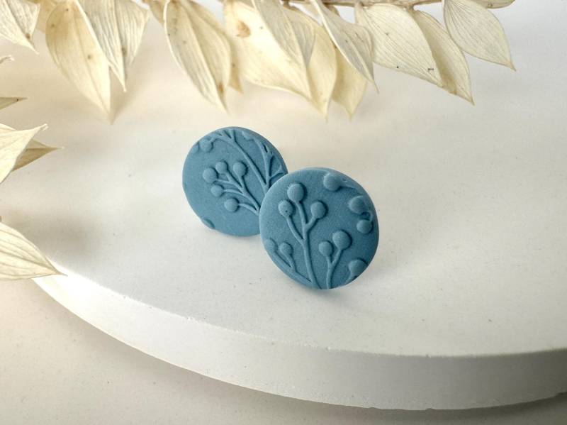 Ohrstecker Graublau Mit Blumenmuster | Schlichte Ohrringe Rund Polymer Ton Blau 10mm Ohrstecker Graublau Mit Blumenmuster | Schlichte Ohrringe Rund Polymer Ton Blau 10mm von SiOhLy