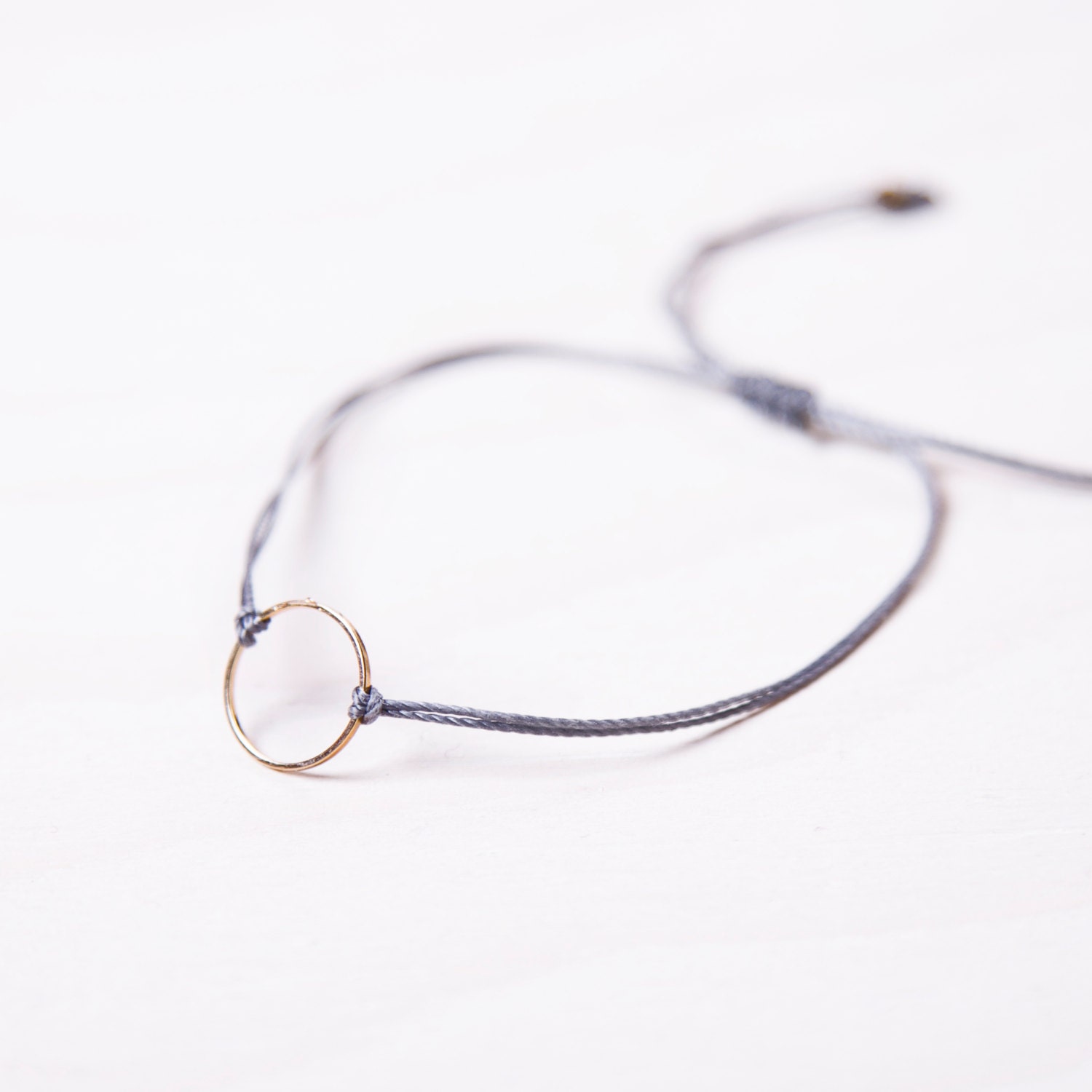 Graues Und Goldenes Marilou-Armband, Liebevoll Hergestellt in Montreal Graues Und Goldenes Marilou-Armband, Liebevoll Hergestellt in Montreal von SiSimple