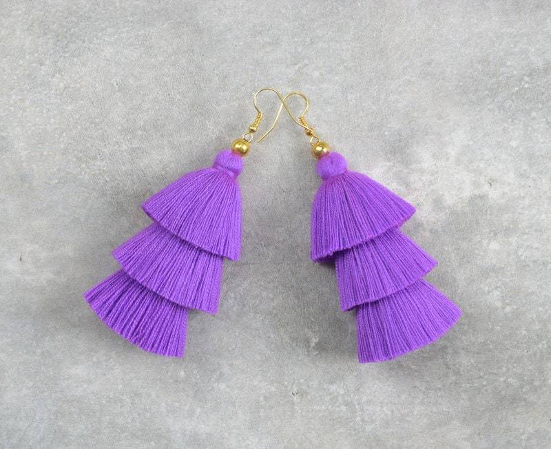 Handgemachte Hell Lila Quaste Ohrringe von SiamHillTribes