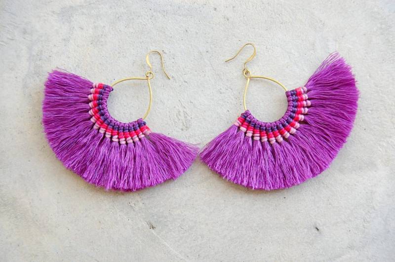 xl Handgemachte Lila Halbkreis Quasten Ohrringe von SiamHillTribes