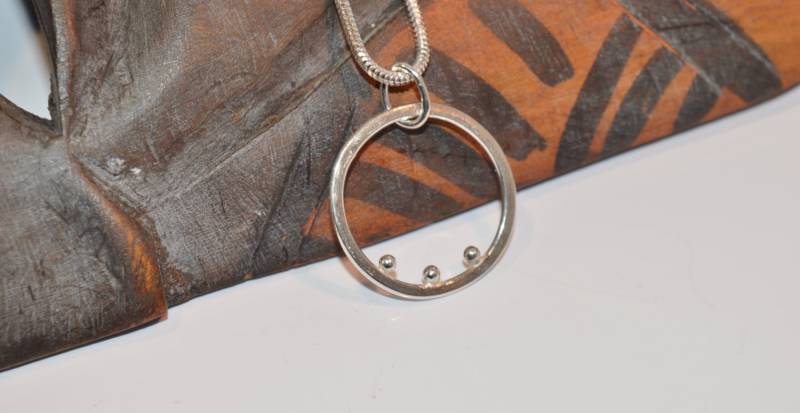 Silber Anhänger Mit Granulation von SianPrestonJewellery