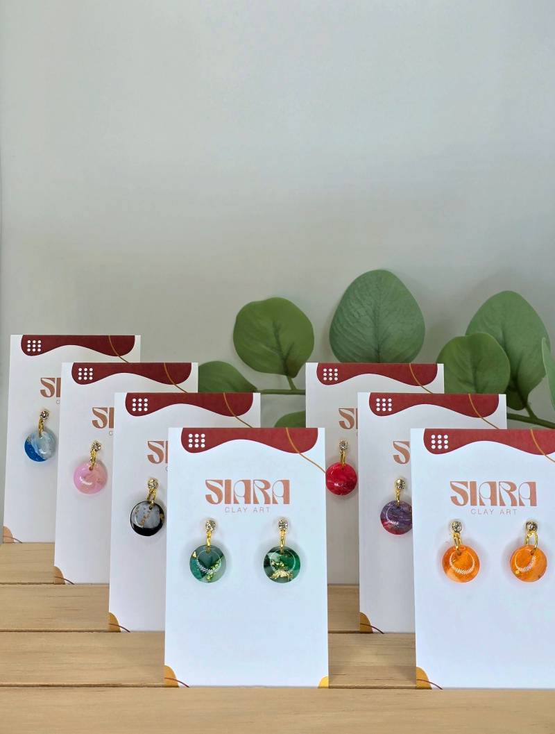 Siara Mini Blings/Ohrringe Aus Polymerton 18K Vergoldete Stecker Mit Zirkonia-Stein von SiaraClayArt