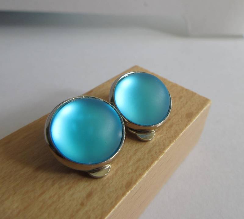 Ohrclips , Ohrschmuck, Wasserblau, Clipse, Glasstein, Sommerfeeling, Boho, Hippie Ohrclips , Ohrschmuck, Wasserblau, Clipse, Glasstein, Sommerfeeling, Boho, Hippie von SibeaDesign