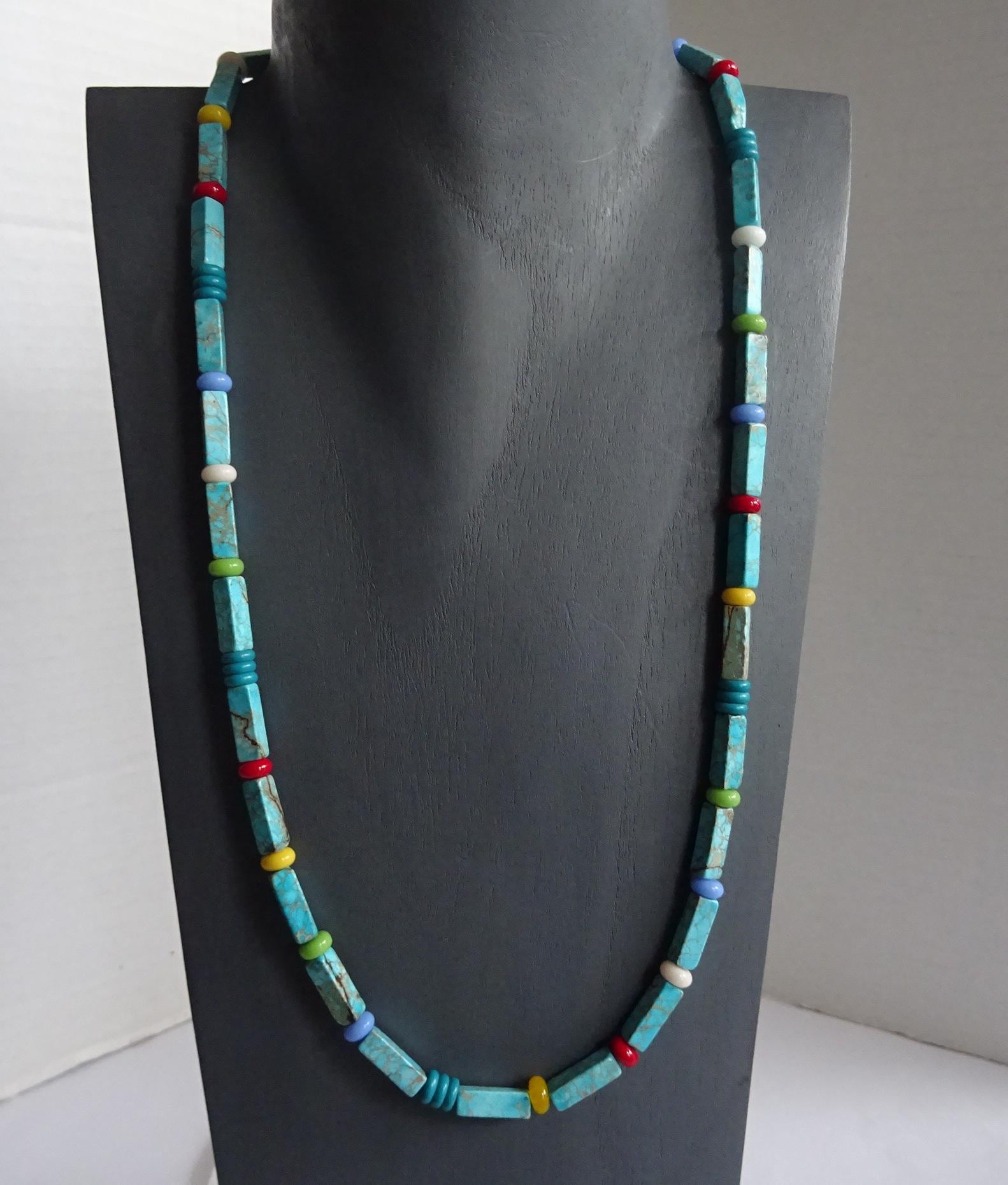 Türkisfarbene Steinkette, Sommerkette, Ibiza, Boho, Hippie, Gutelaunekette, Blusenkette, Lagenlook, Bunte Kette Türkisfarbene Steinkette, Sommerkette, Ibiza, Boho, Hippie, Gutelaunekette, Blusenkette, Lagenlook, Bunte Kette von SibeaDesign
