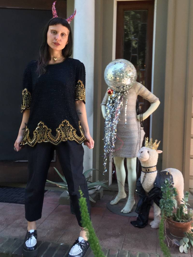 Schwarz-Goldenes Glitzer-Top Schwarz-Goldenes Glitzer-Top von SickSadGirlsShop