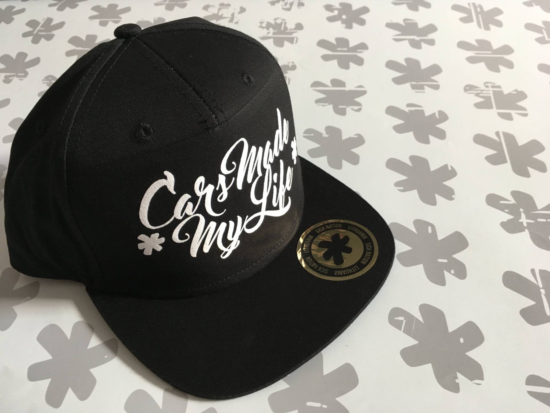 Cars Made My Life 5 Panel Schwarz Snapback Cap Für Alle Auto-Enthusiasten Cars Made My Life 5 Panel Schwarz Snapback Cap Für Alle Auto-Enthusiasten von SickTshirts