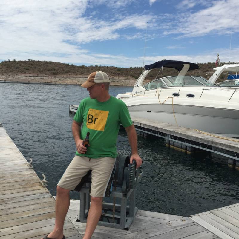 Das Element Beer T Shirt Wesentliche von SideStreetPrint