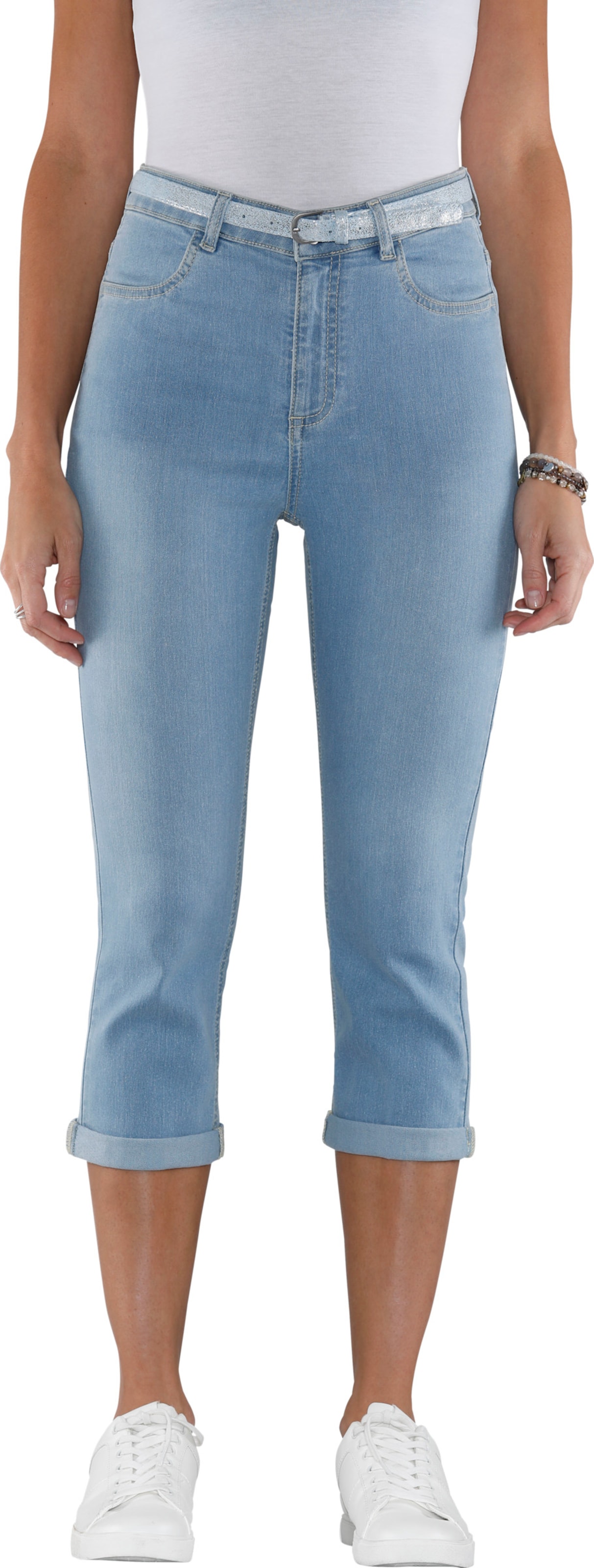 Sieh an! Damen Caprijeans inkl. Glitzer-Gürtel, Stretch-Qualität, blue-bleached von Sieh an!