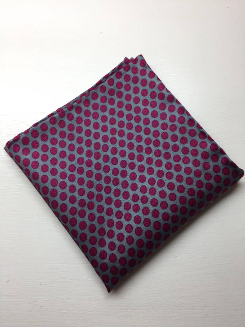 Herren Tasche Platz in Armani Stoff - Polka-Dot-Einstecktuch Hand Gerollt Saum Einstecktuch Designer Taschentuch von SiennaPage