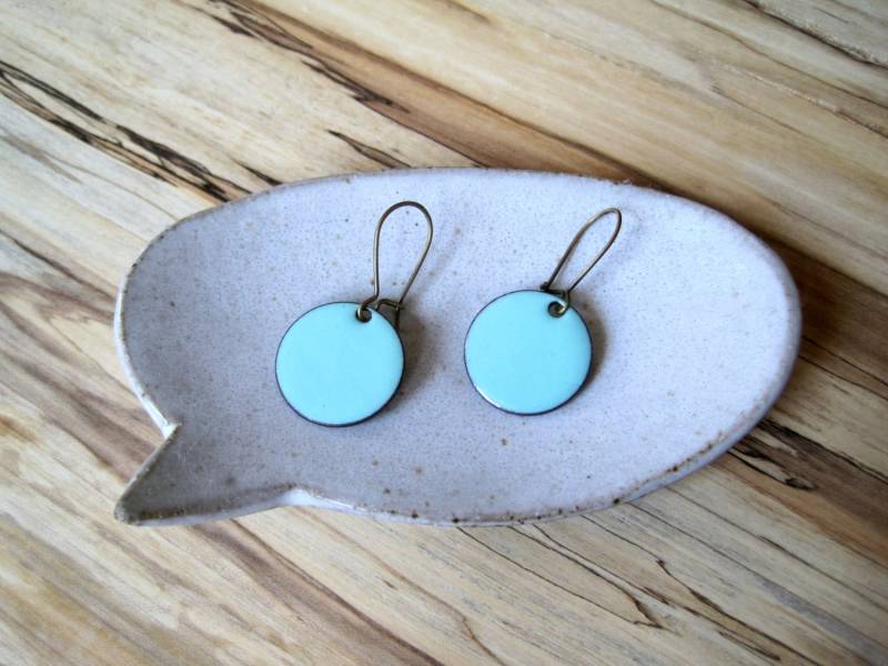 Blaue Ohrringe, Rotkehlchen Tropfen Kupfer Emaille Schmuck, Nickelfreie Nieren Ohrringe Blaue Ohrringe, Rotkehlchen Tropfen Kupfer Emaille Schmuck, Nickelfreie Nieren Ohrringe von SiftandWinnow