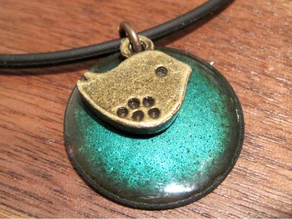 Blauer Vogel Halskette, Blauer Schmuck, Blau Emaille Anhänger, Saphir Schnur Enthalten von SiftandWinnow