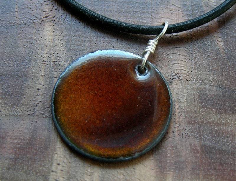 Kastanie Braun Kupfer Emaille Anhänger Halskette Handgemachte Schmuck Kastanie Braun Kupfer Emaille Anhänger Halskette Handgemachte Schmuck von SiftandWinnow