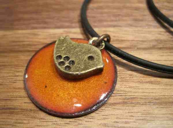 Vogel-Halskette, Persimmon Vogel Schmuck, Orange Emaille Vogel-Anhänger, Tangerine Halskette, Orange Schmuck Vogel-Halskette, Persimmon Vogel Schmuck, Orange Emaille Vogel-Anhänger, Tangerine Halskette, Orange Schmuck von SiftandWinnow